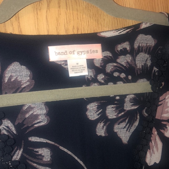 Dress - Picture 3 of 4